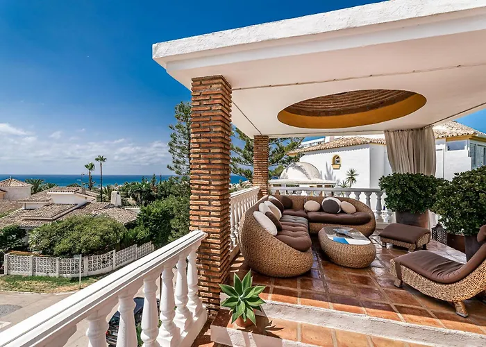 El Rosario Sunny Terrace In Marbella By Costarentals - Ref M6