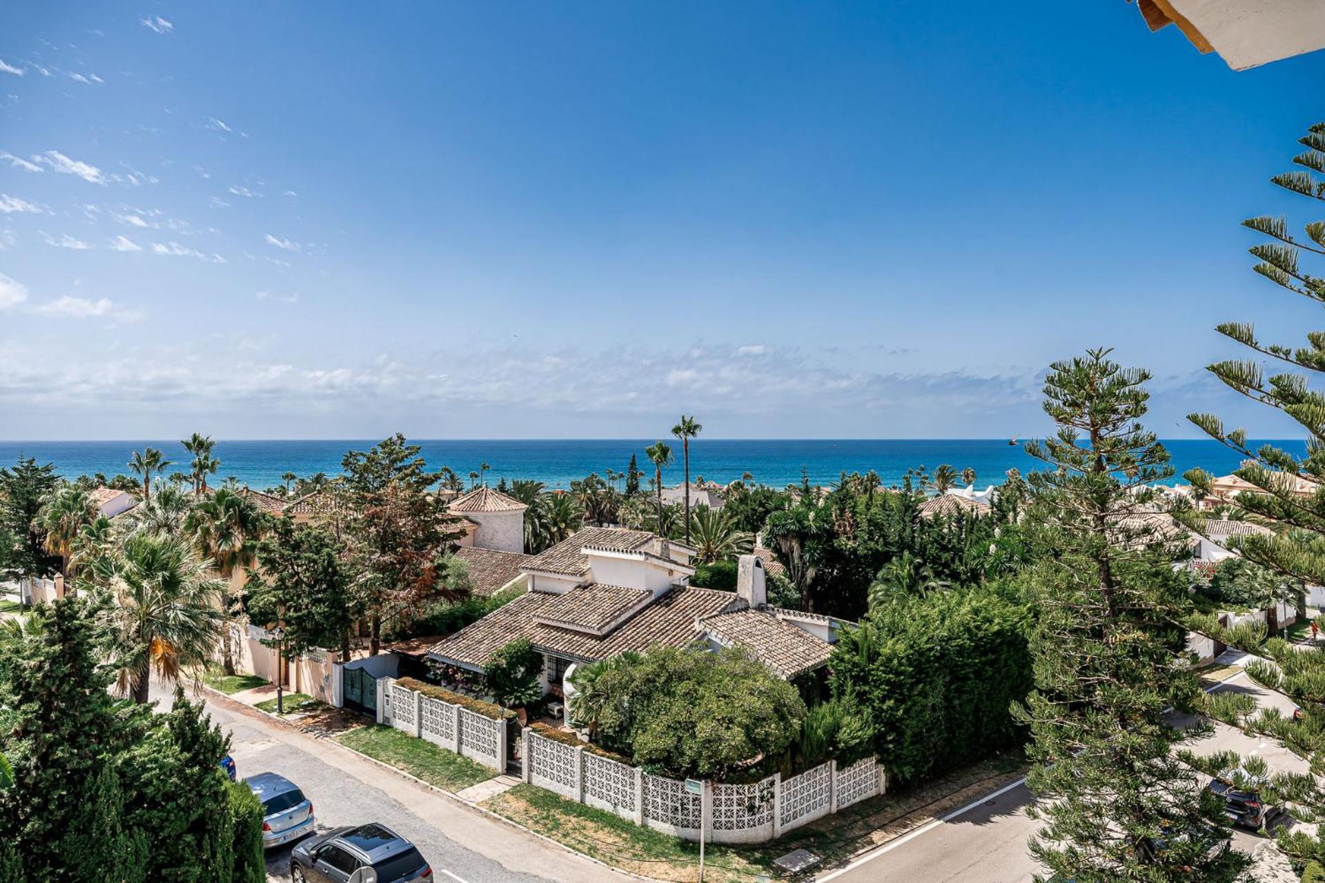 El Rosario Sunny Terrace In By Costarentals - Ref M6 Marbella