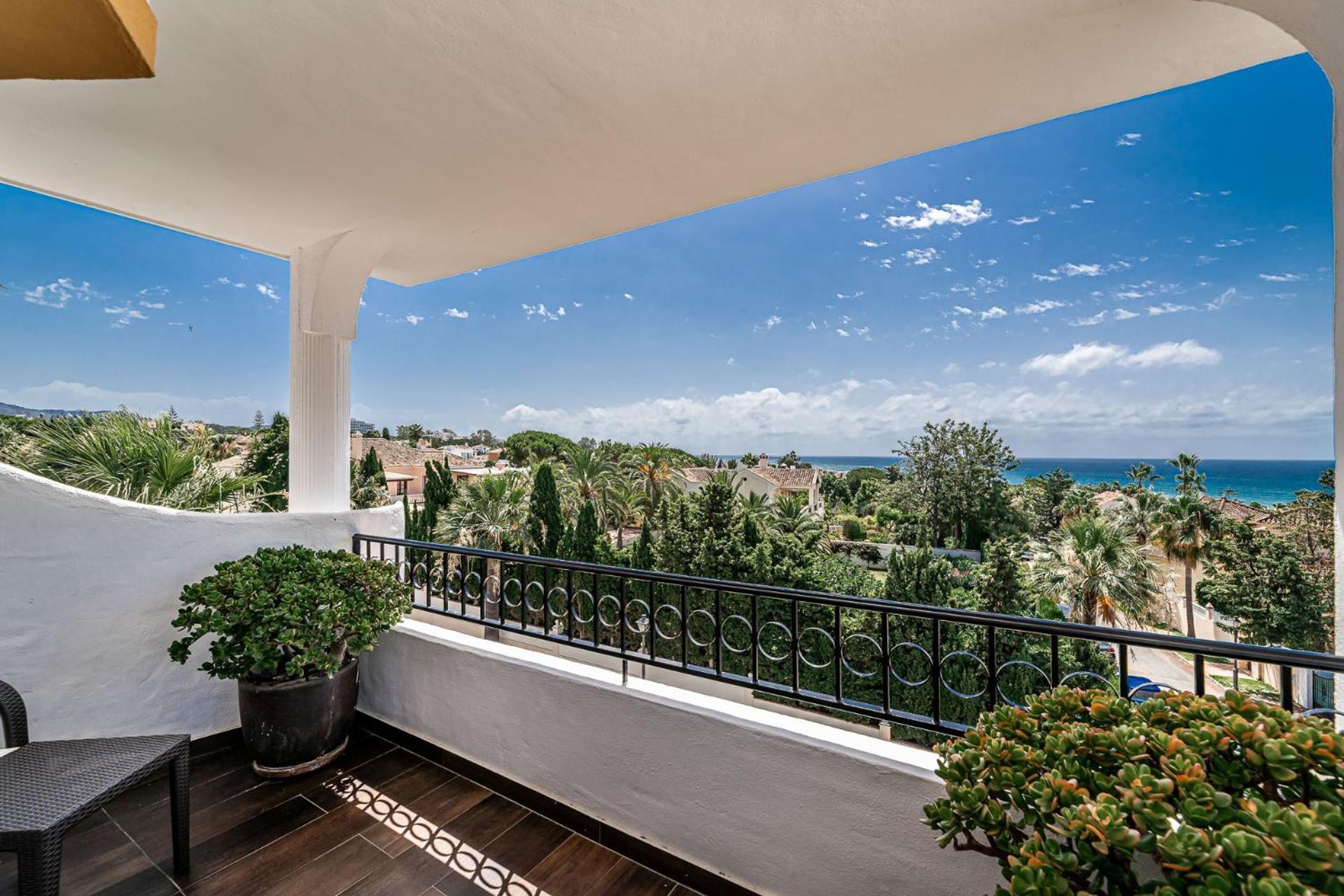 El Rosario Sunny Terrace In By Costarentals - Ref M6 *